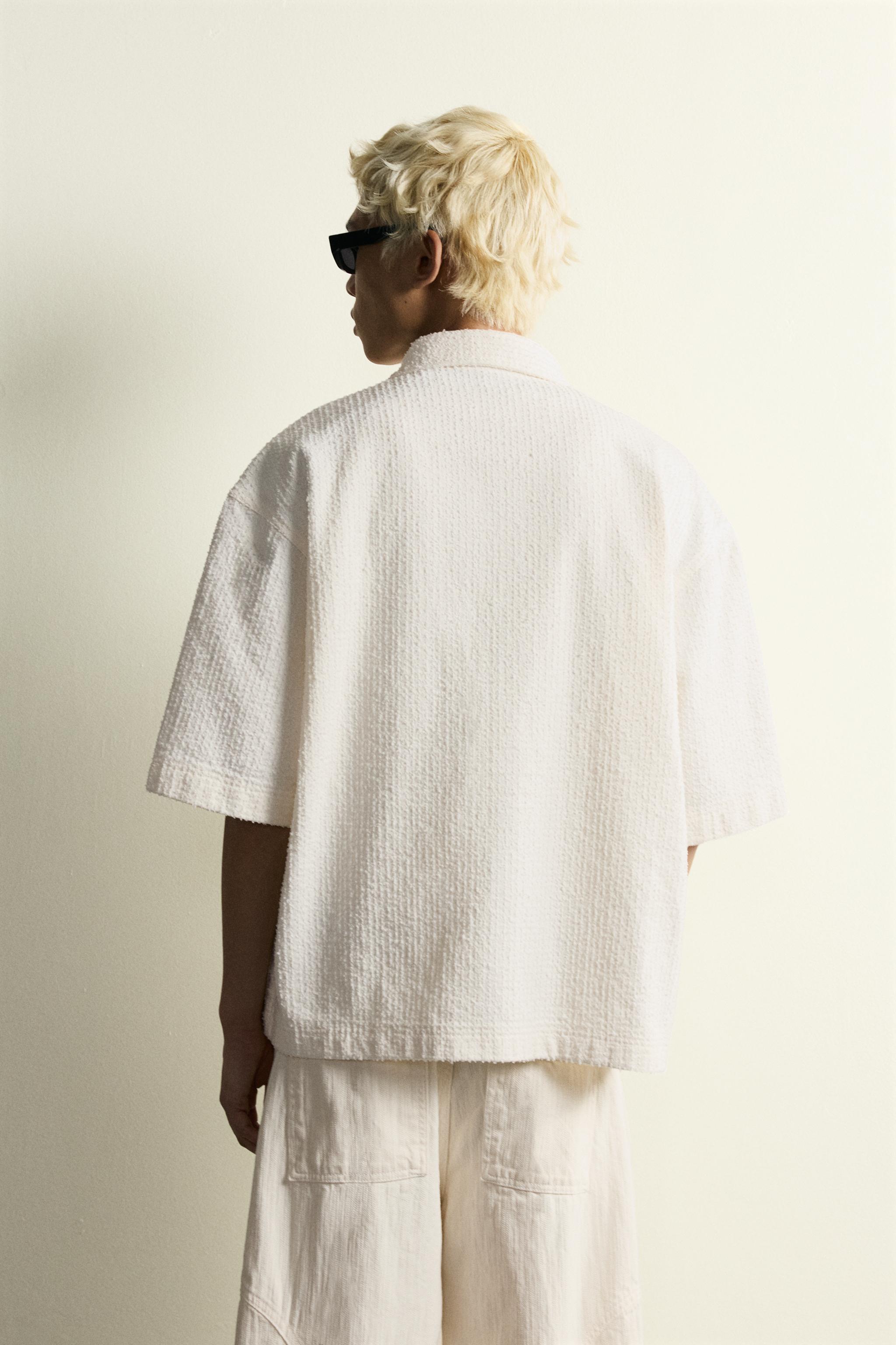 SURCHEMISE COUPE BOXY TEXTURÉE BRODÉE