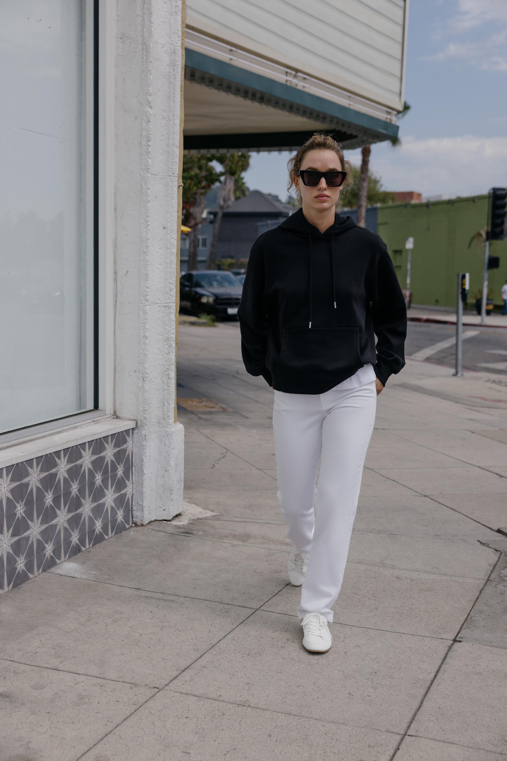 BASIC KAPÜŞONLU SWEATSHIRT