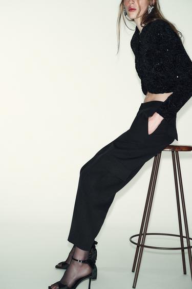 CARROT TROUSERS WITH CARGO POCKETS - Black by Zara