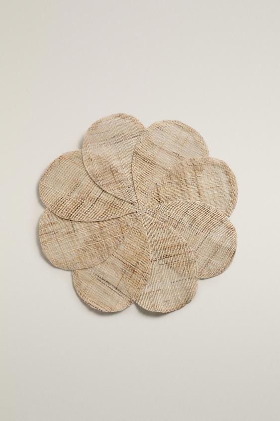 RAMIE FLORAL PLACEMAT - Light beige by Zara - Image 0