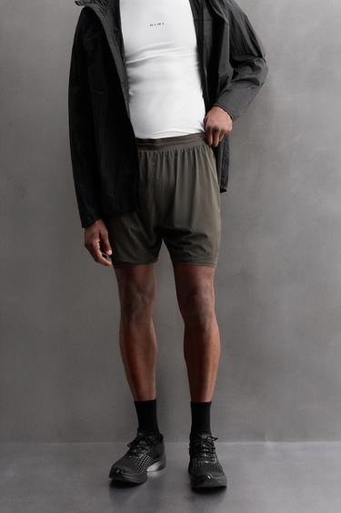 2-IN-1 PERFORATED SHORTS - Dark brown by Zara