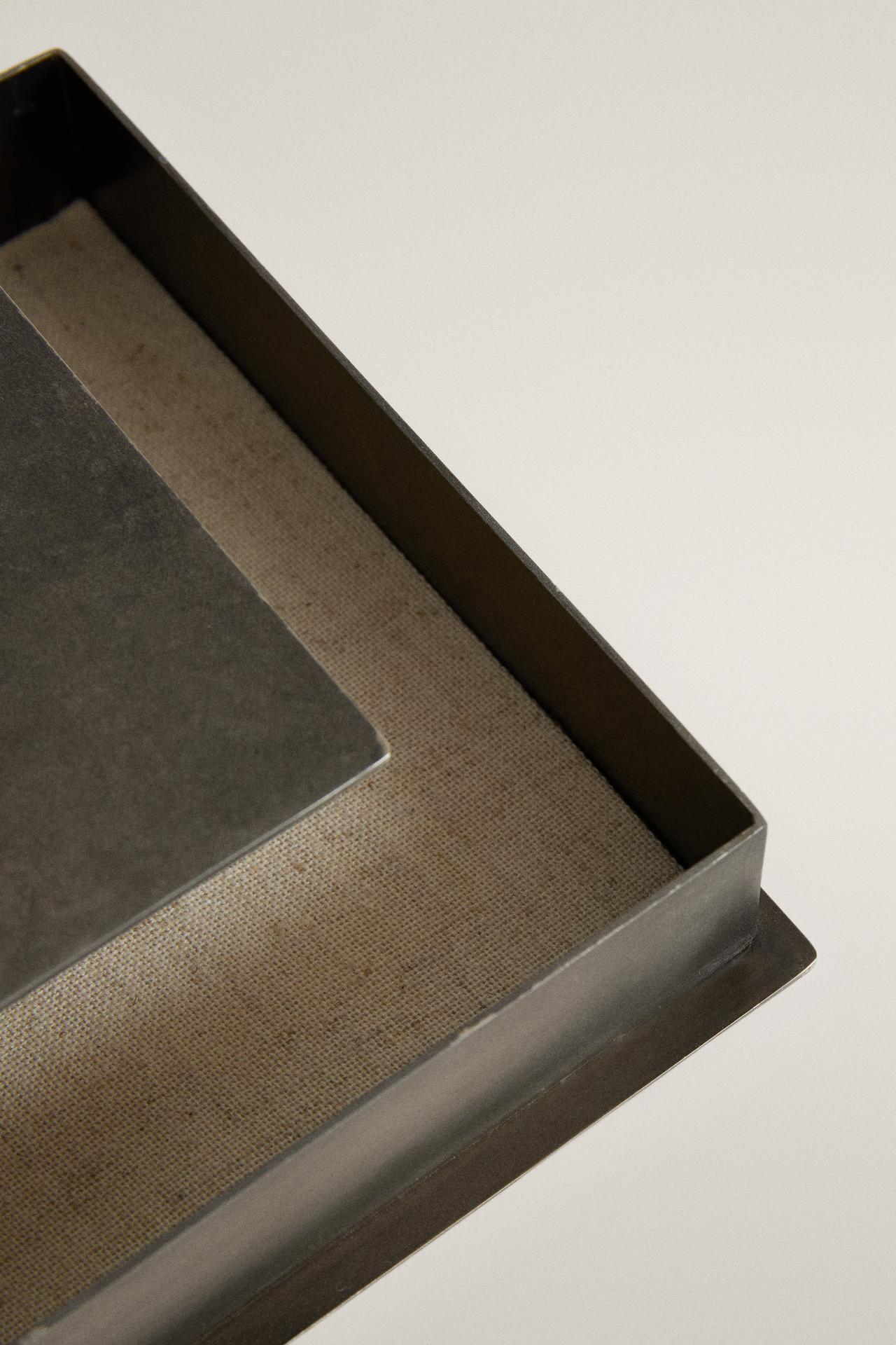 WOODEN KNOB METAL BOX — Gray