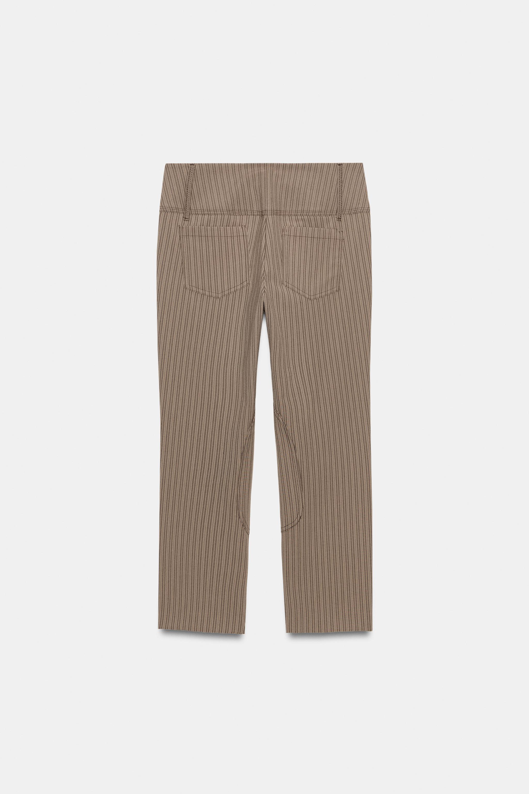 PANTALON CAPRI À RAYURES