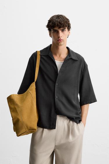RELAXED FIT FLOWING SHIRT - Black by Zara