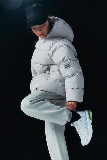 MANTEAU MATELASSÉ ÉTIQUETTE WATER REPELLENT - Iceberg de Zara