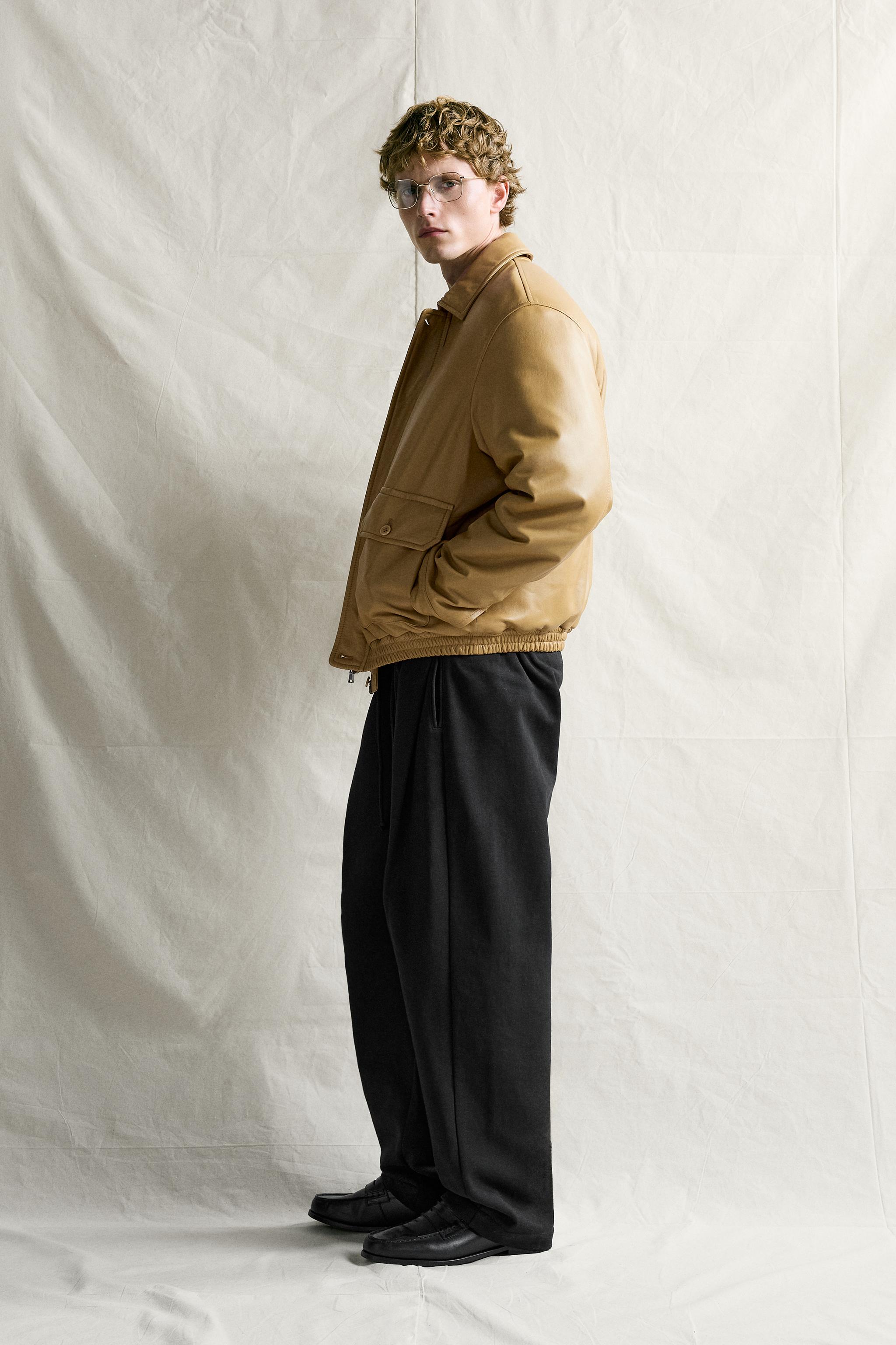 PANTALON DE JOGGING À PLIS LATÉRAUX