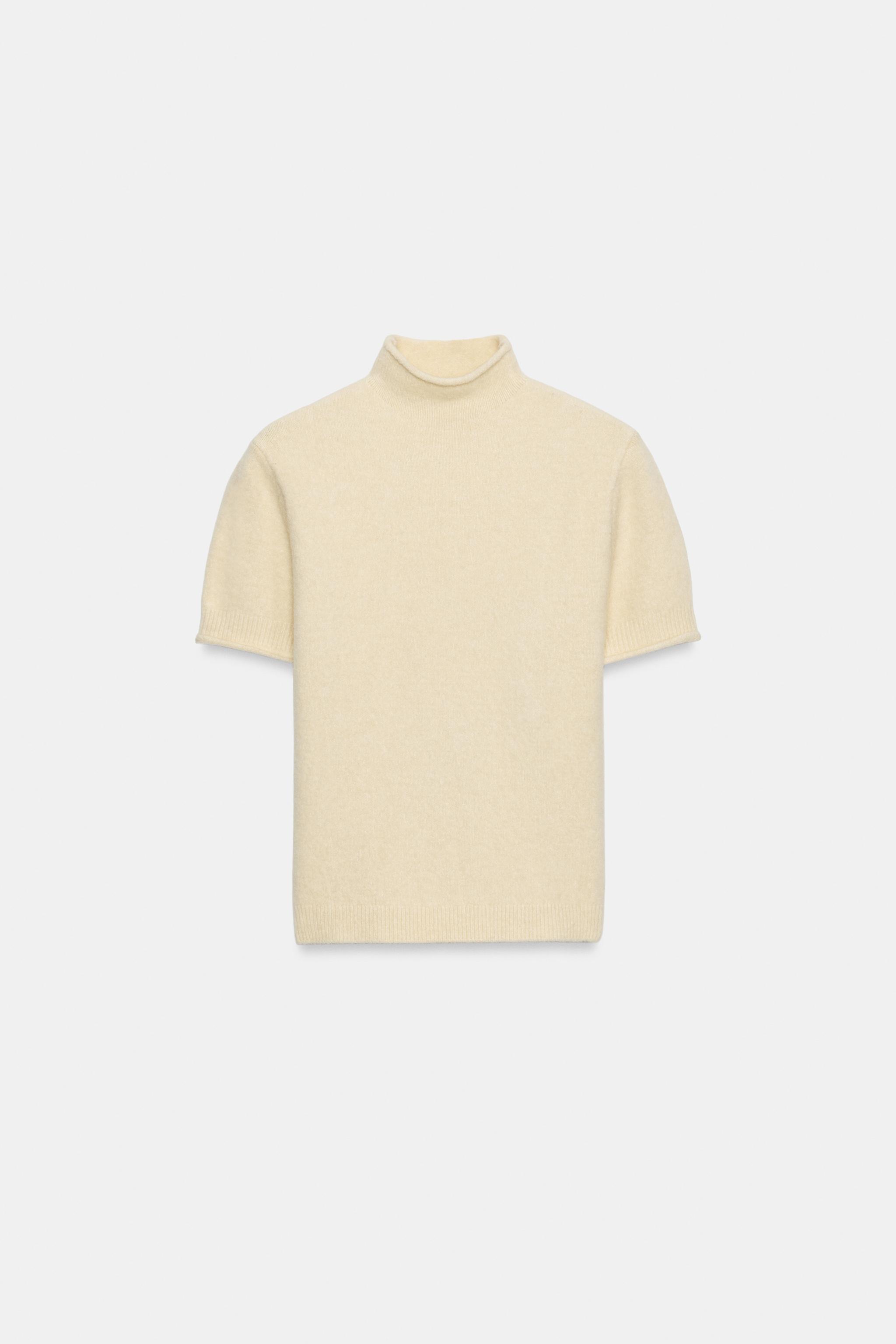 SOFT SHORT SLEEVE KNIT SWEATER