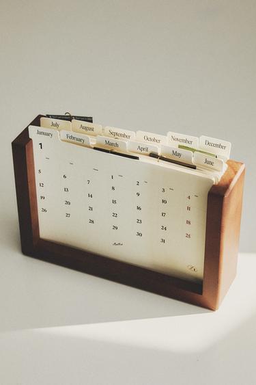 CALENDRIER DE TABLE CADRE BOIS - Marron de Zara - Image 5