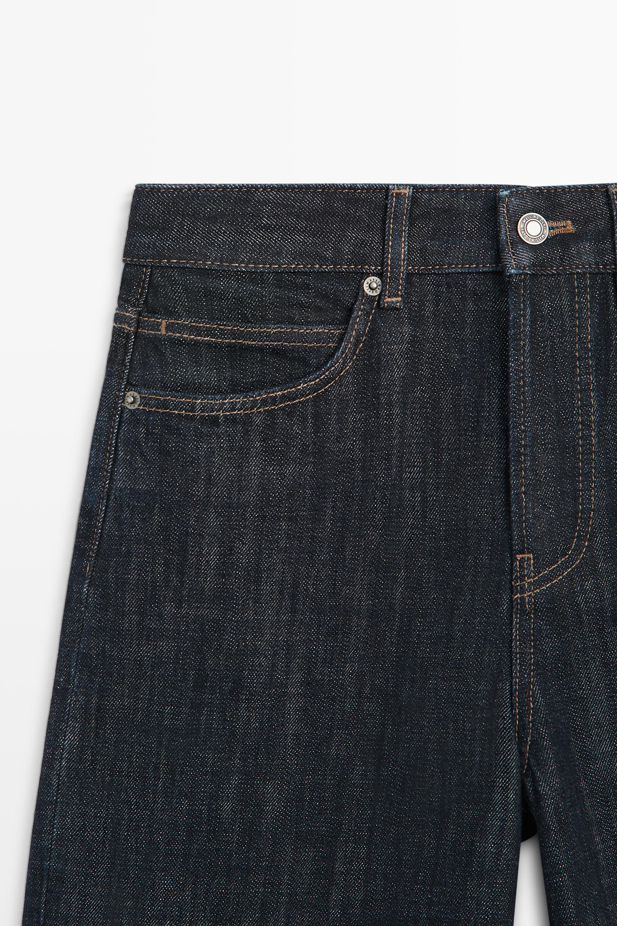 High-waist barrel fit jeans with turn-up hem
