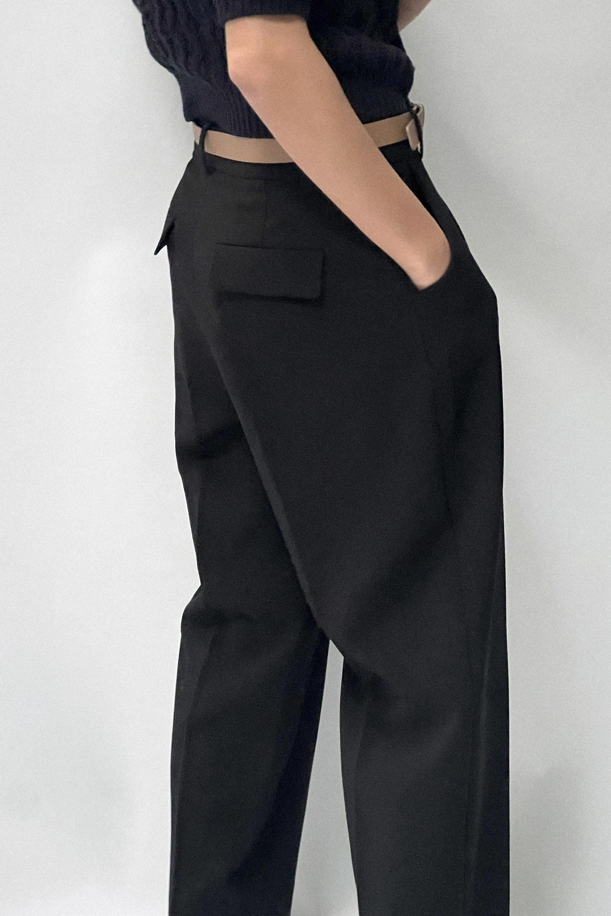 Zara BELTED TAPERED PANTS