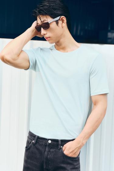 BASIC SLIM FIT T-SHIRT /01 - Light sky blue by Zara