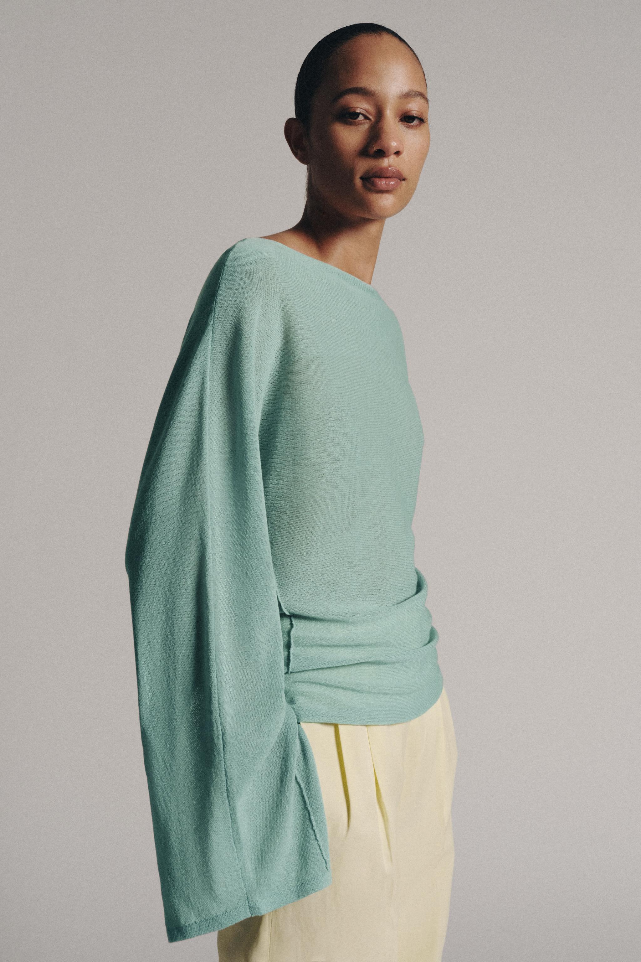 KNIT JUMPER WITH SLIT SLEEVES