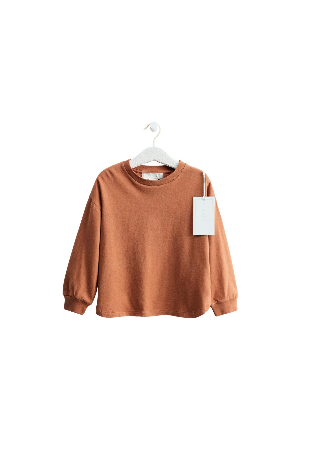ZARA TIMELESS - однотонная футболка с отворотами на рукавах