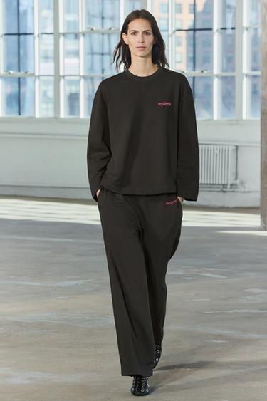 LABEL PLUSH SWEATSHIRT - Dark brown by Zara - Image 0