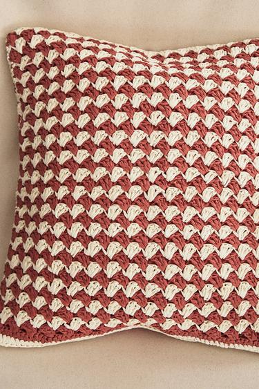 HOUSSE COUSSIN CROCHET - Écru / Rouge de Zara - Image 5