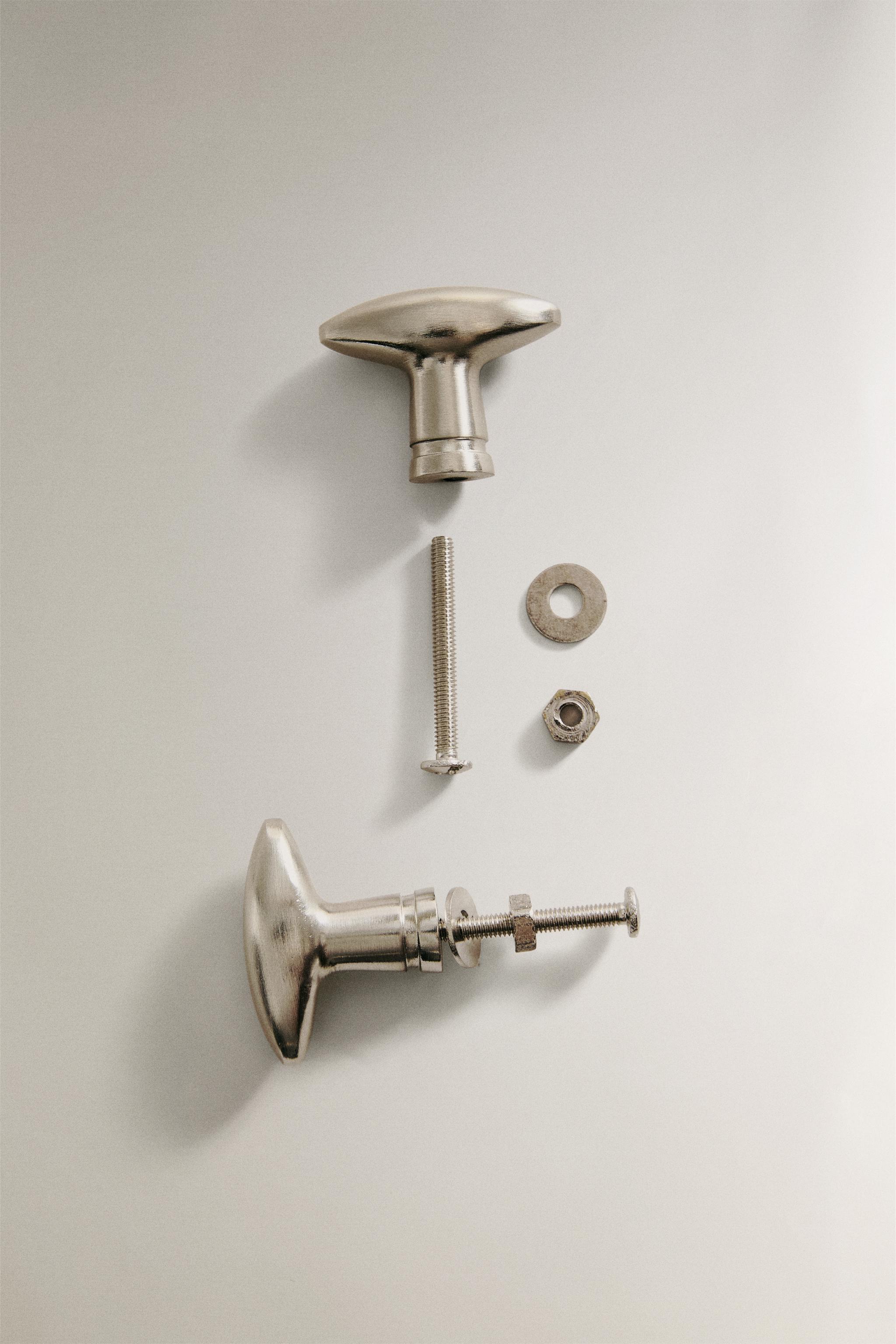 PACK OF SHINY METAL DOOR KNOBS (PACK OF 2)