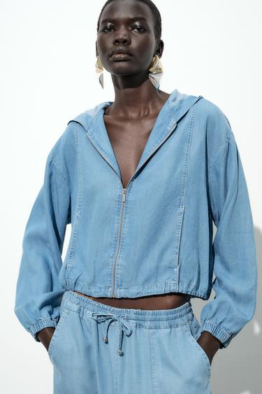 CHAQUETA CAPUCHA BAJO AJUSTABLE - Índigo claro de Zara