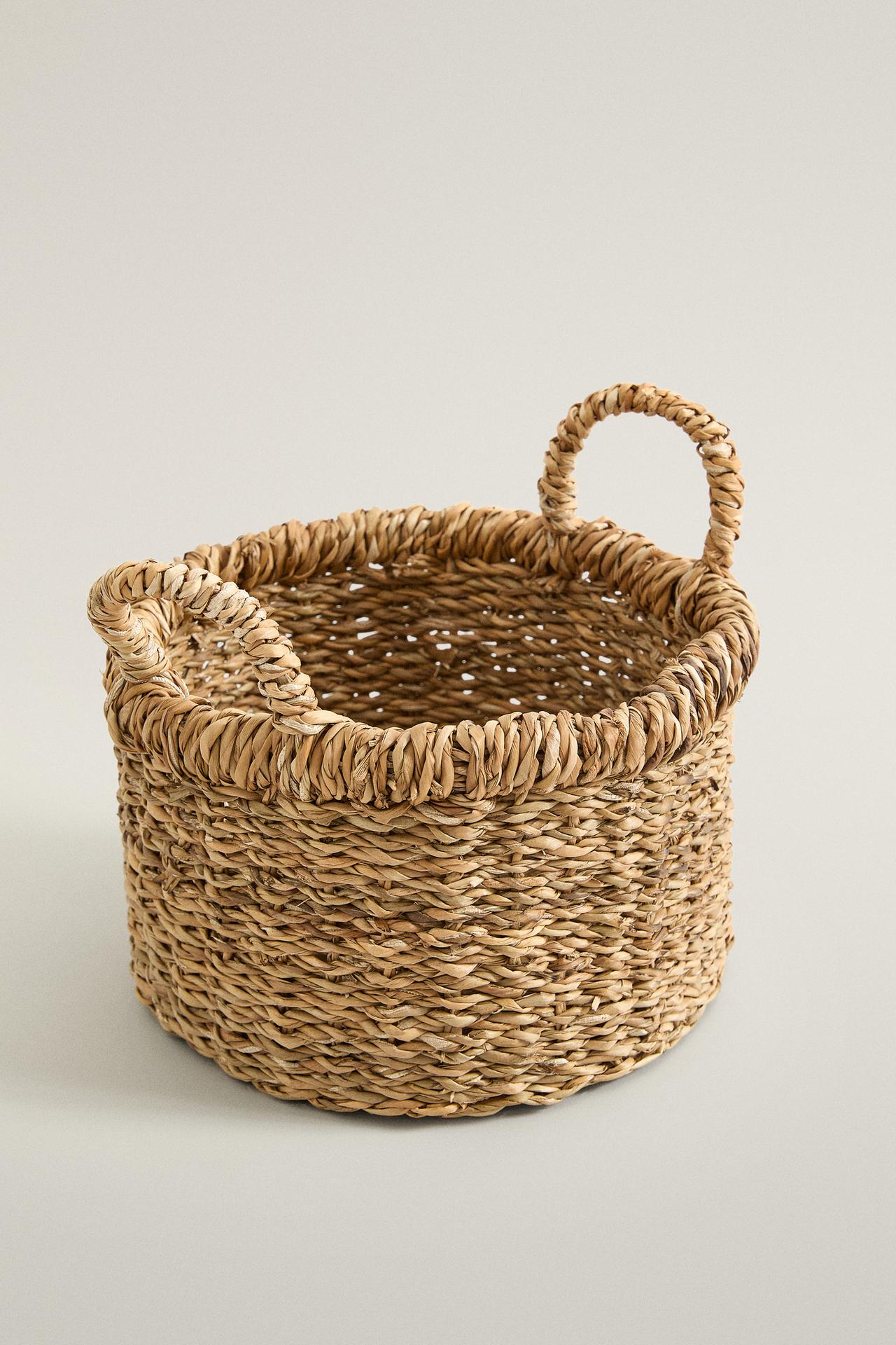 CYLINDRICAL SEAGRASS BASKET — Brown