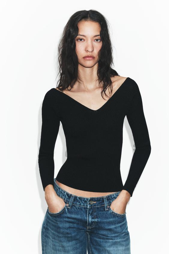 FITTED RIB KNIT TOP