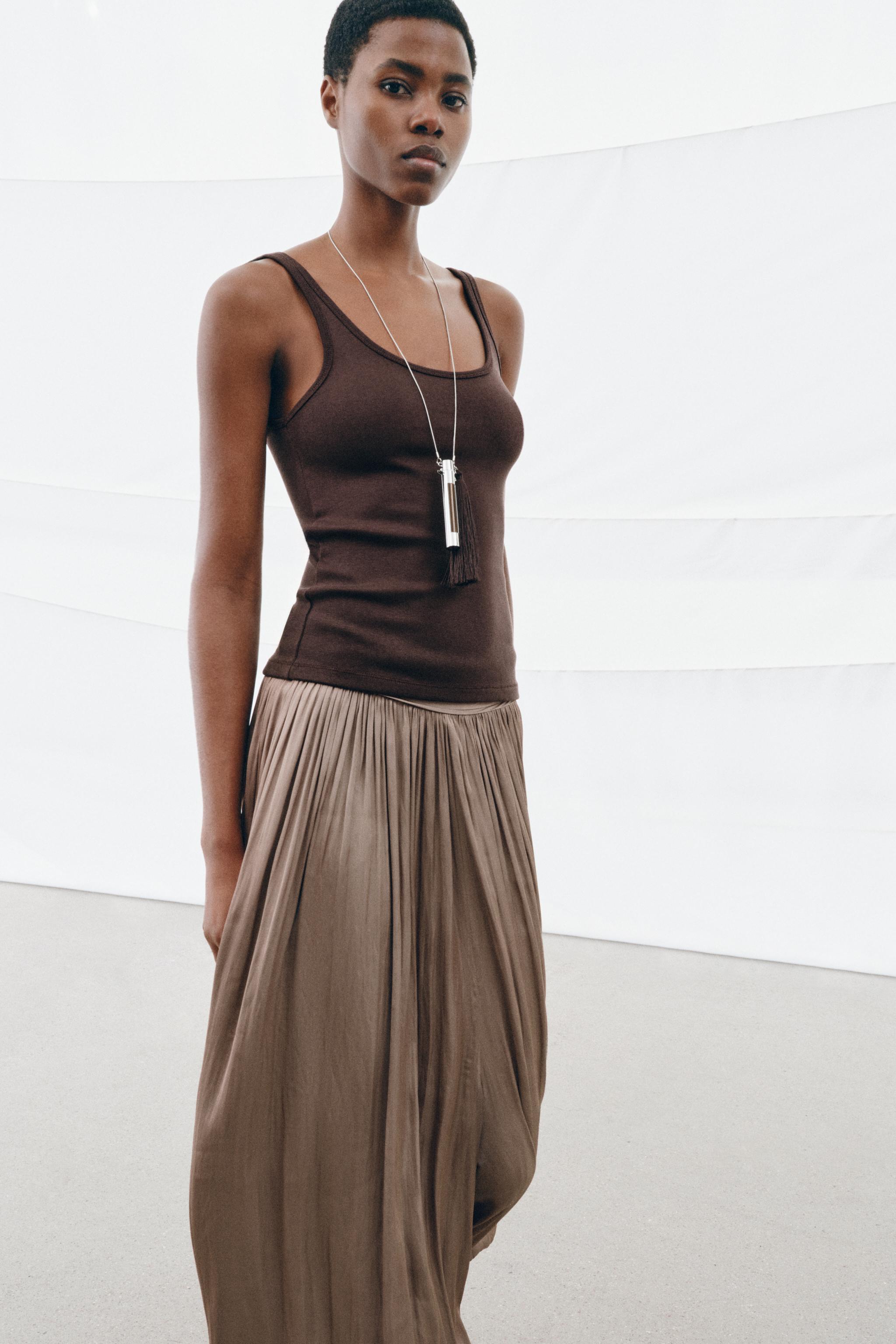 STRAPPY TANK TOP