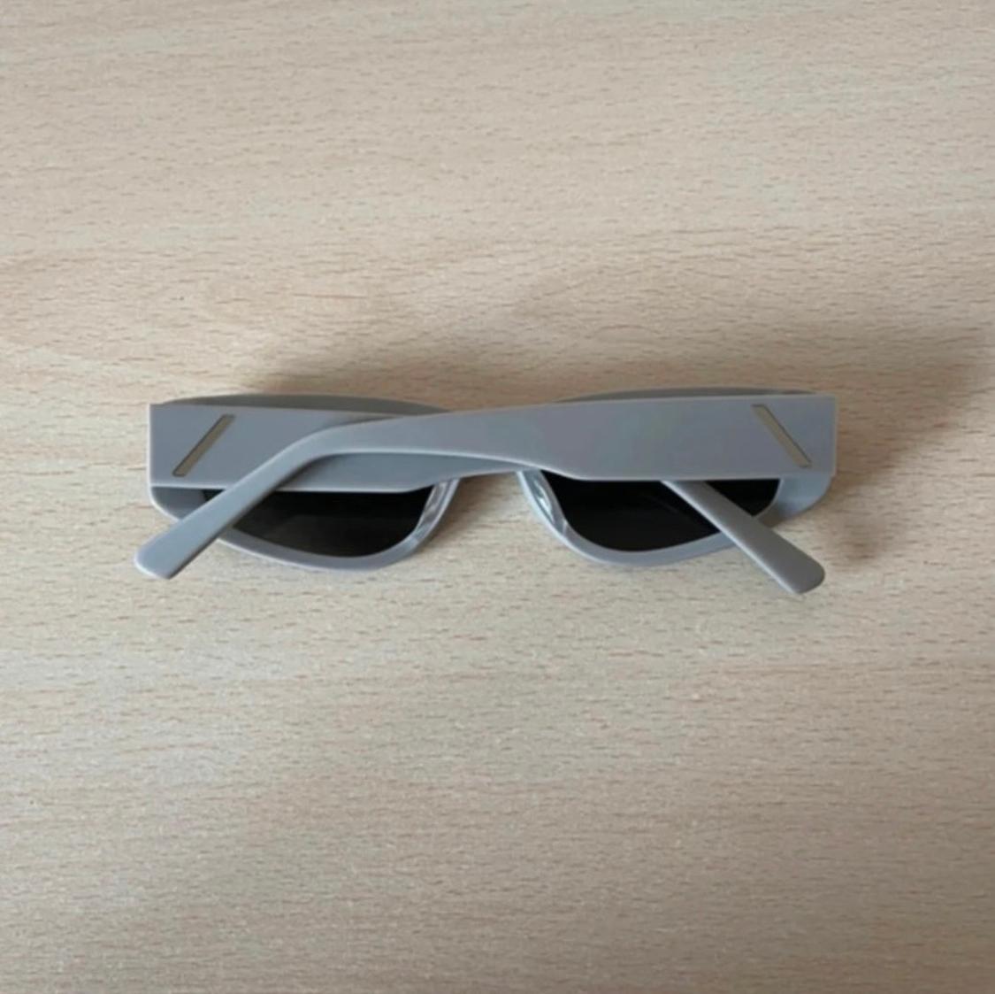 RECTANGULAR SUNGLASSES - Image 4