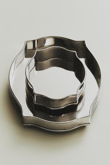 SILVER STEEL TRAY - Silver by Zara