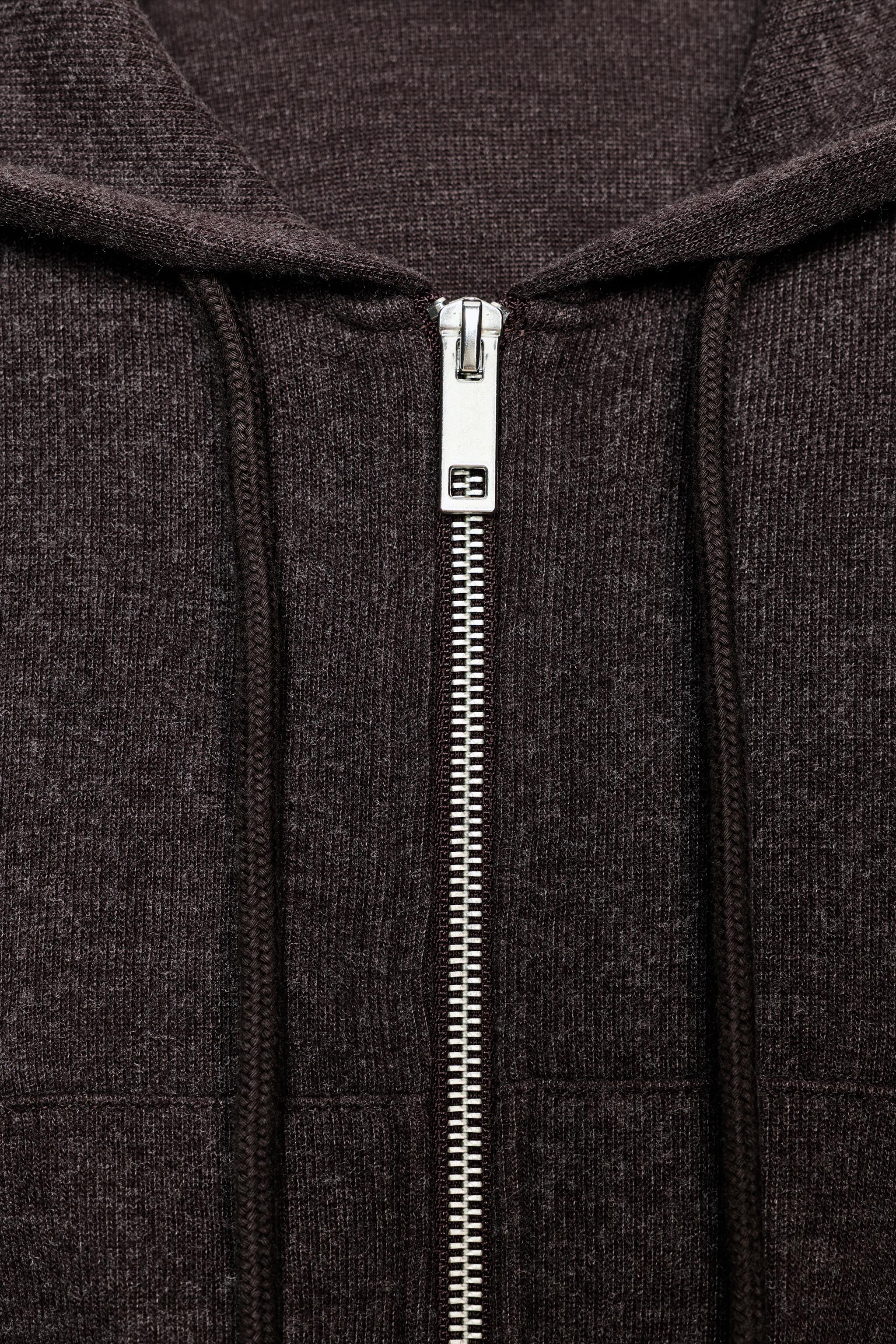 CROPPED HOODIE SWEATSHIRT