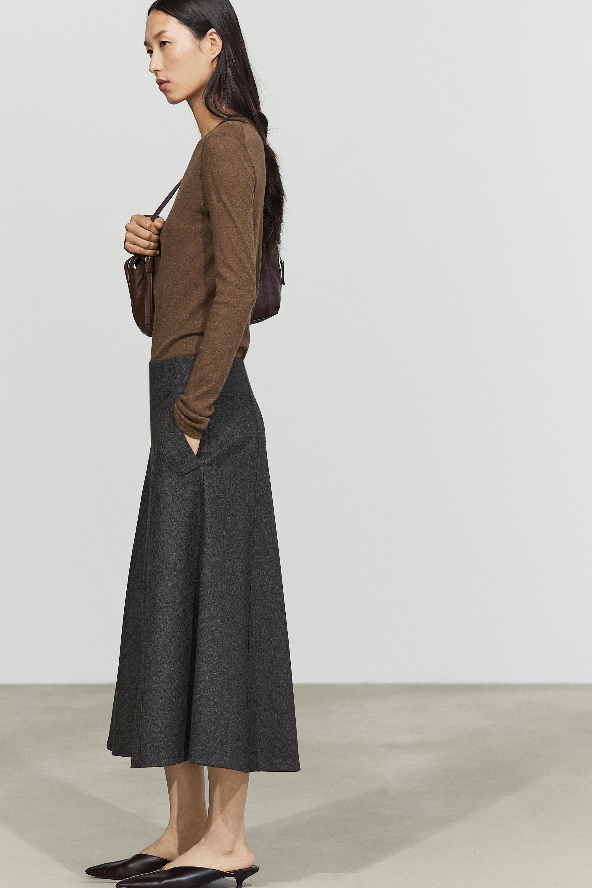 Flared midi skirt with pocket detail