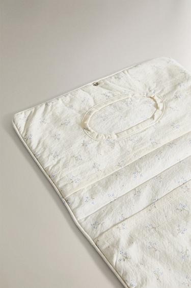 RANGE-LINGETTES ENFANT FLEUR - Bis de Zara - Image 3