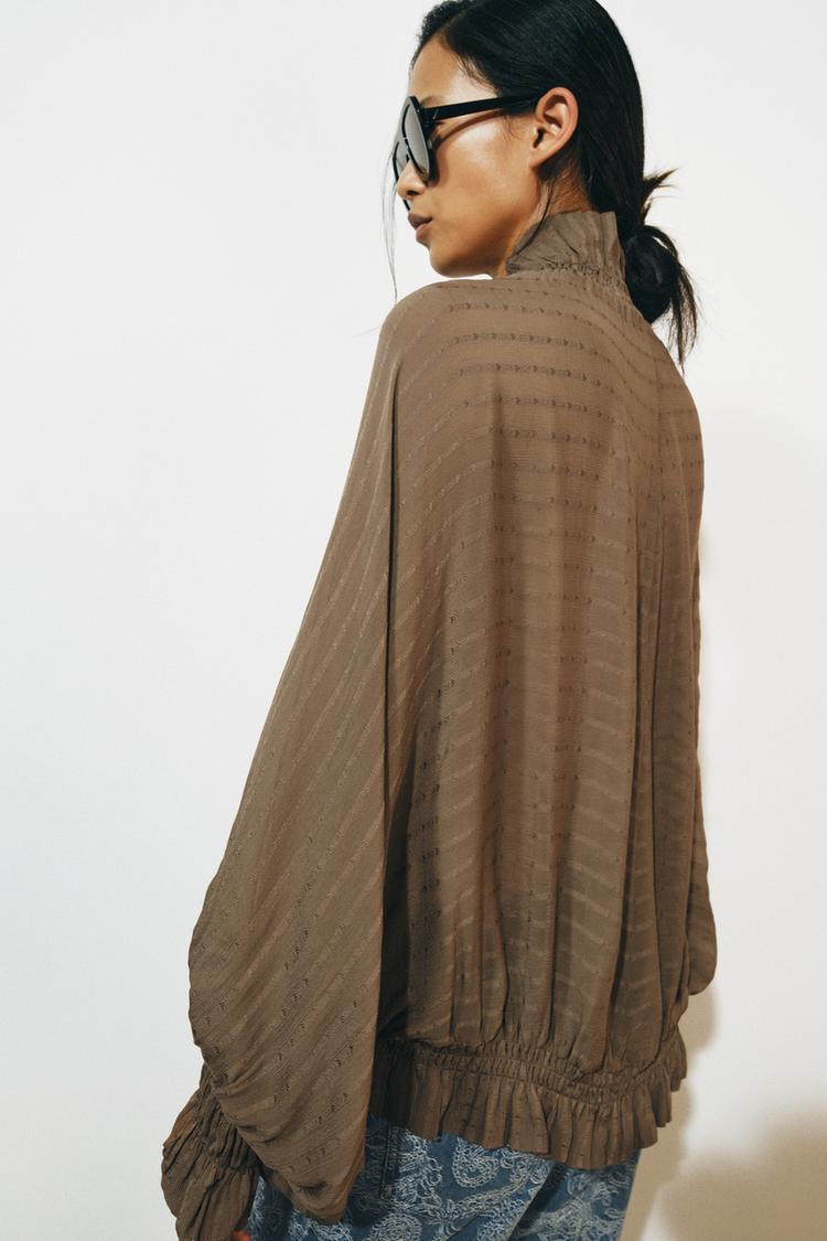 Blusa fruncida de la colección ZW 3