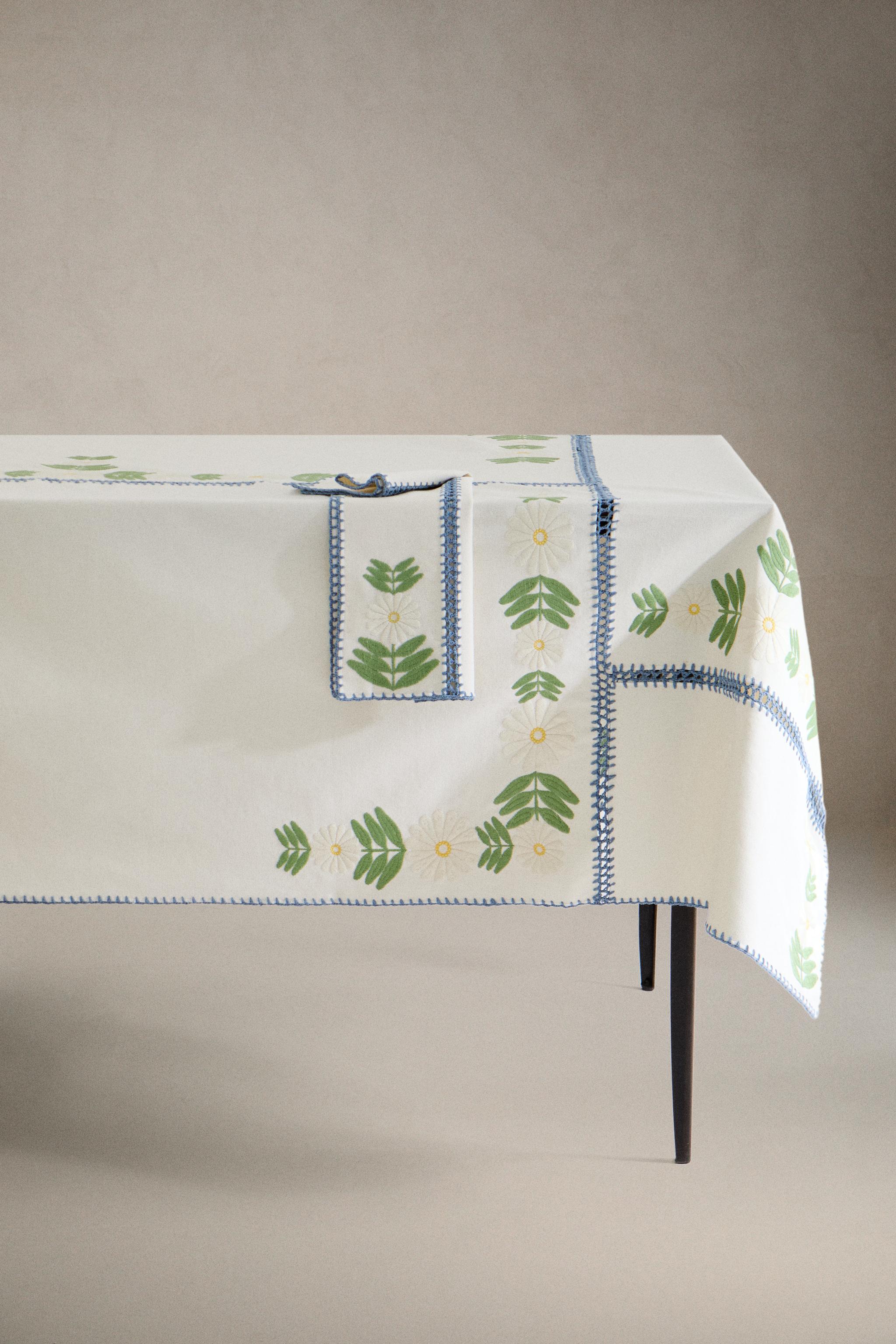 COTTON TABLECLOTH WITH CONTRAST EMBROIDERY