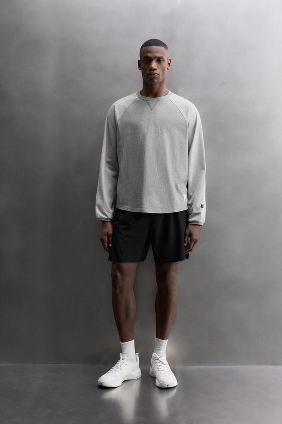 EMBROIDERED LONG SLEEVE COLOR BLOCK T-SHIRT