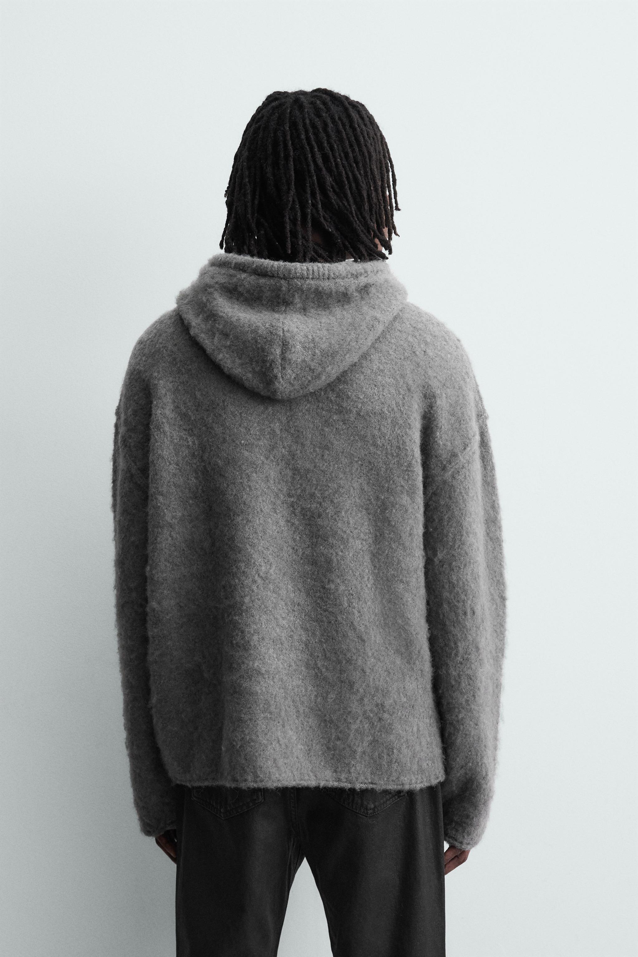BRUSHED KNIT SWEATSHIRT