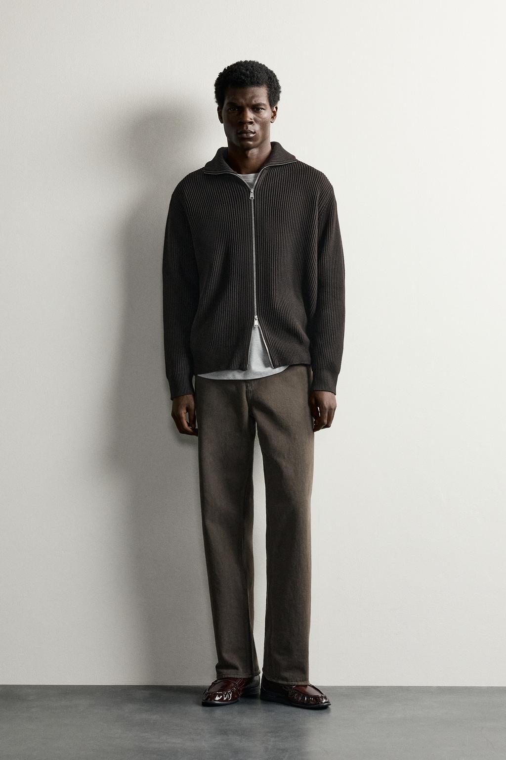 COMPACT ZIP CARDIGAN