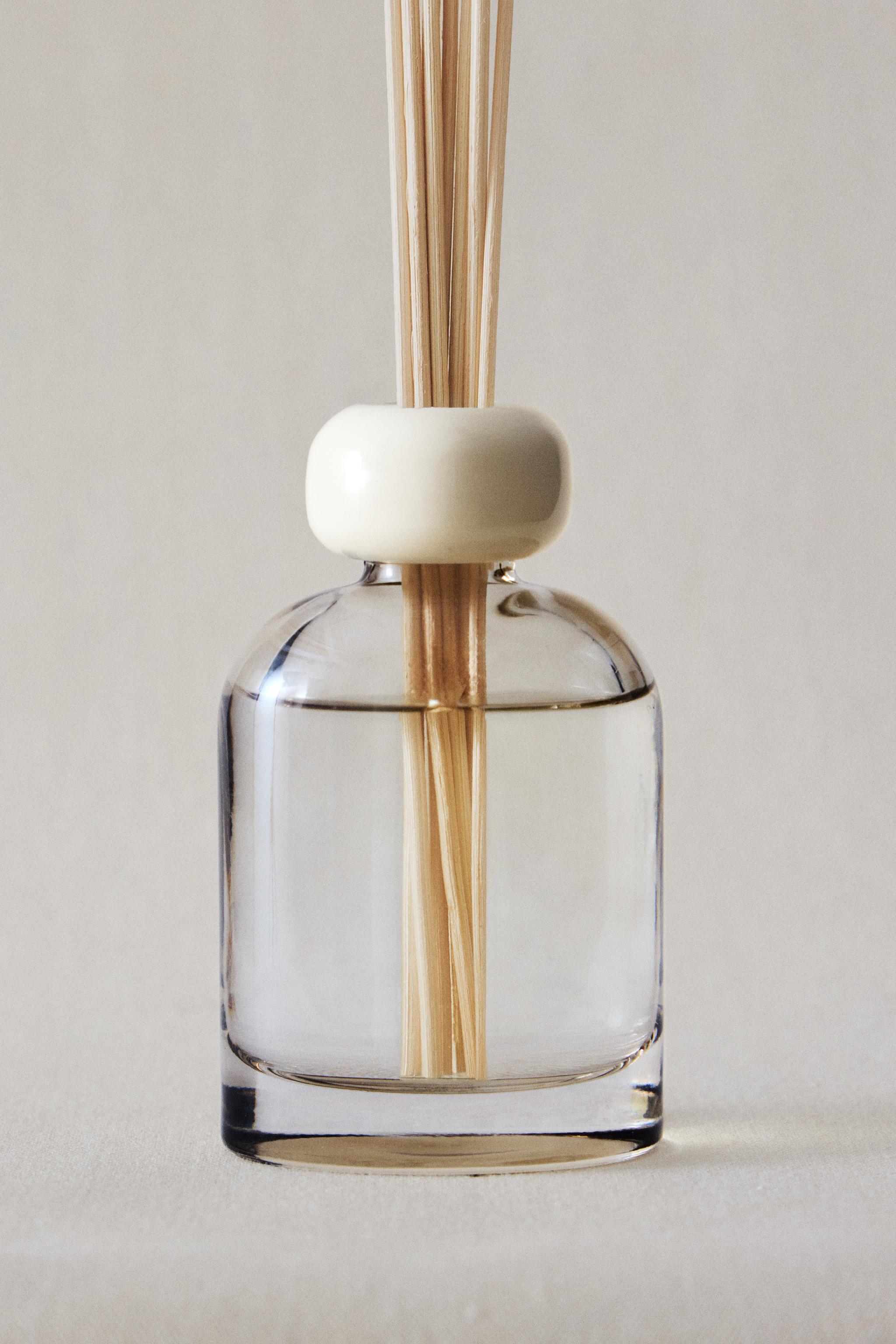 (120 ML) DIFFUSEUR À BÂTONNETS FLEUR DE VÉTIVER