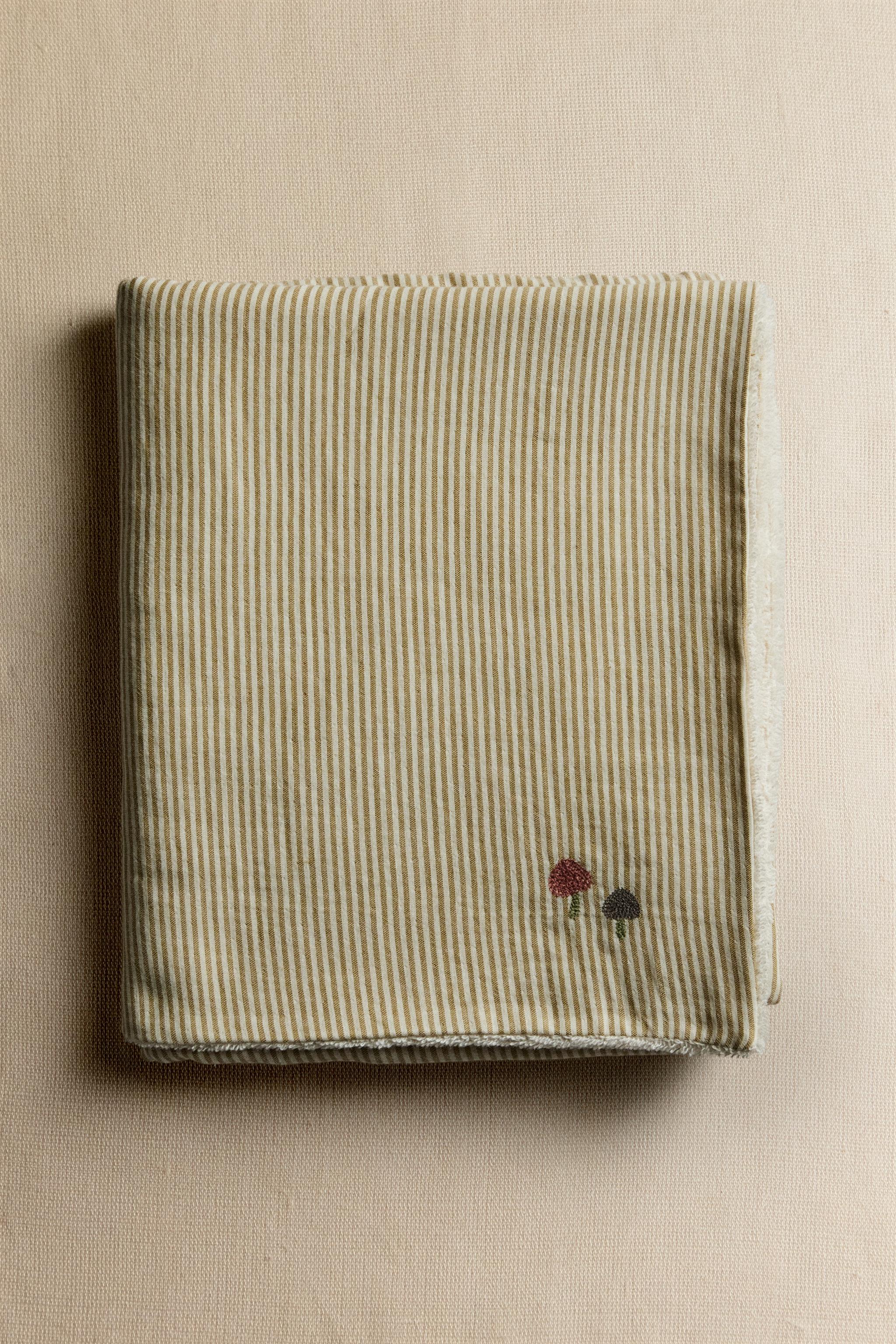 BABY CHIFFON STRIPED BATH TOWEL