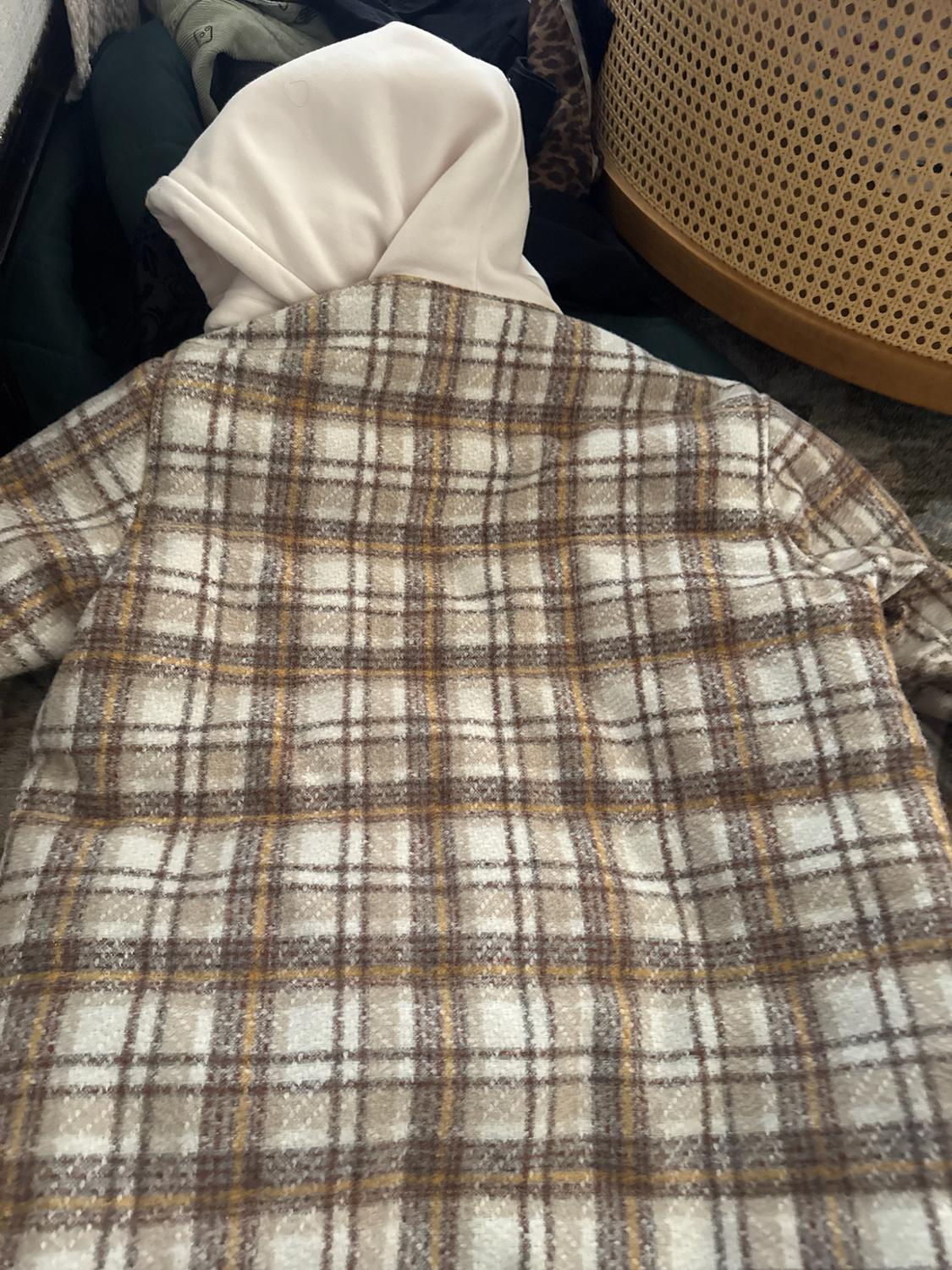 SOBRECAMISA ACOLCHADA CAPUCHA - Image 3