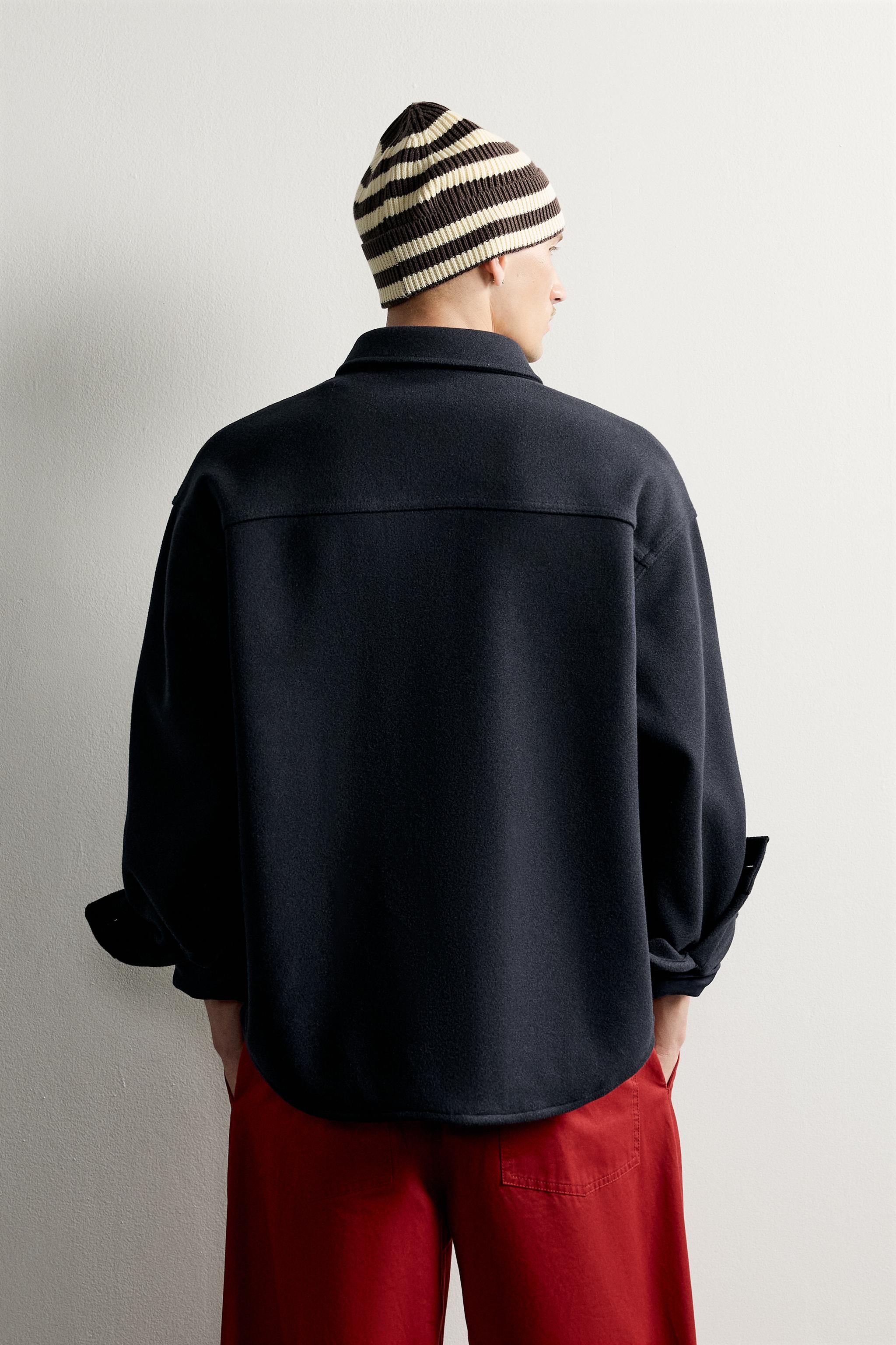 BOXY FIT TEXT PATCH OVERSHIRT