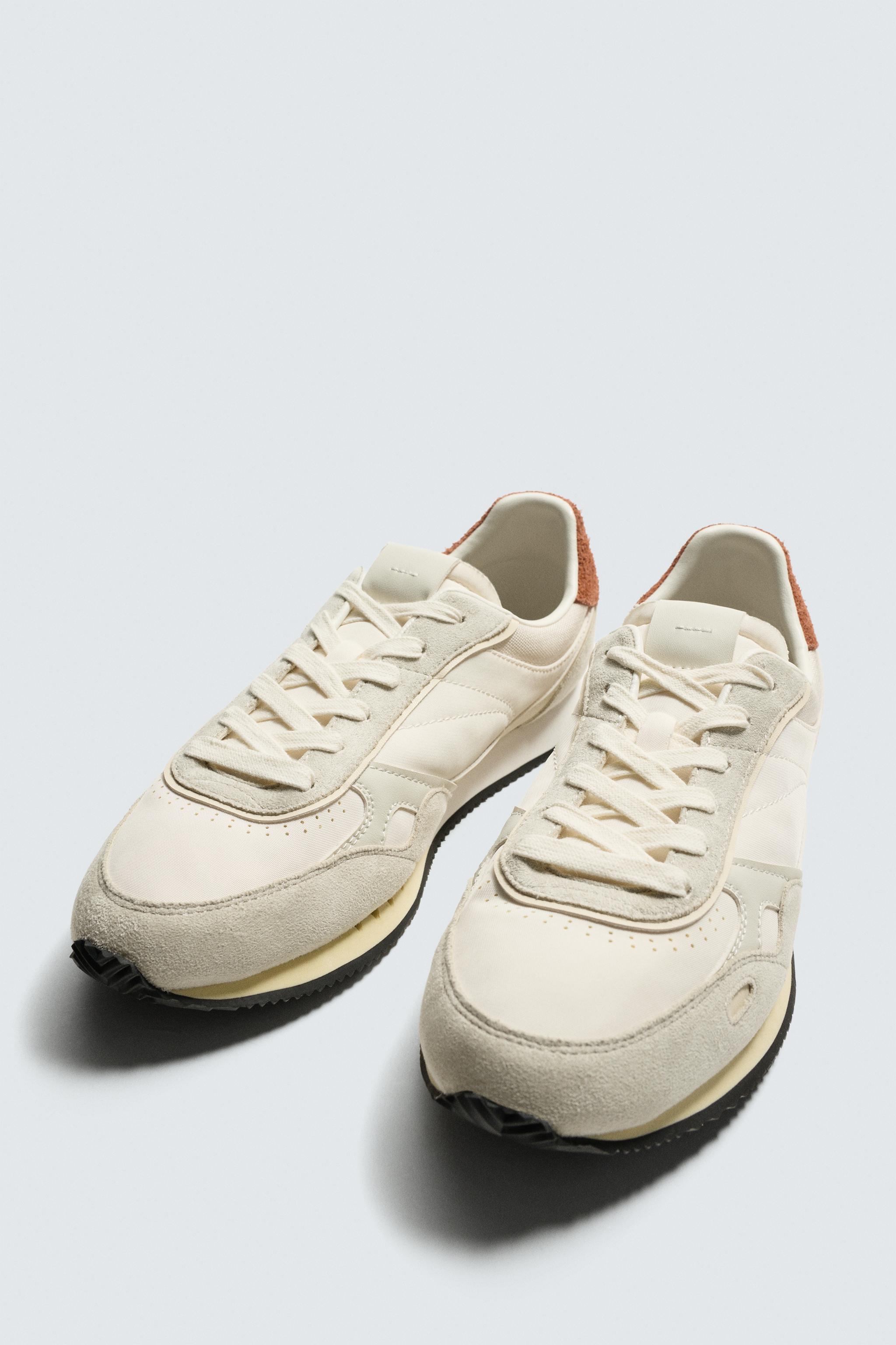 RETRO STYLE SNEAKERS