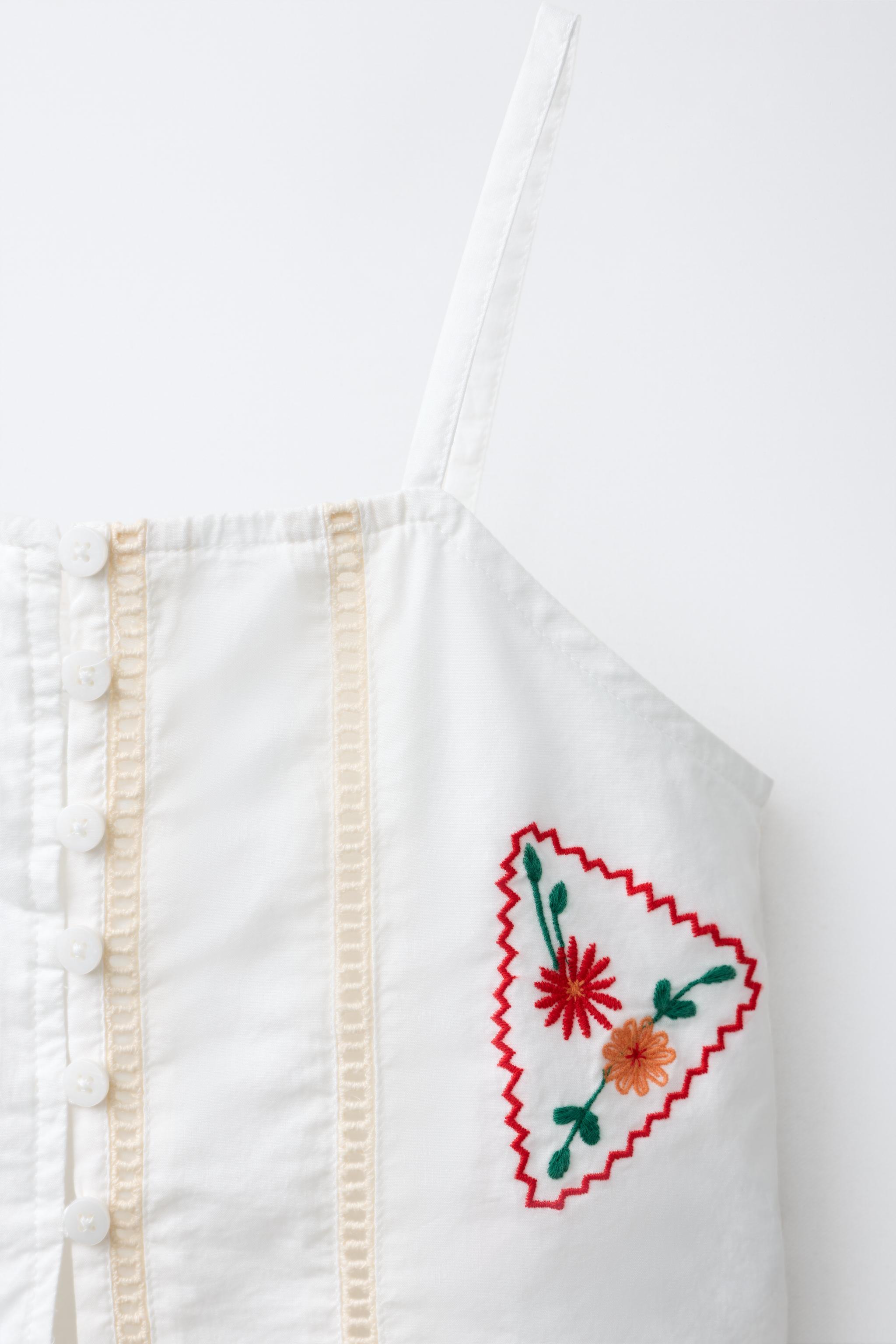 PATCHWORK EMBROIDERED TOP