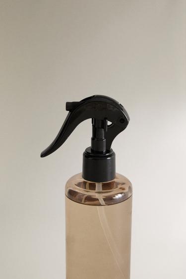(200 ML) MUSKY PETALS DIFFUSER SPRAY - Beige-brown by Zara - Image 1