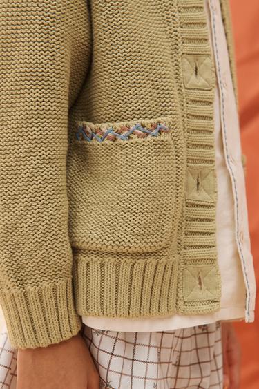 GILET EN MAILLE SURPIQÛRES BRODÉES ÉDITION LIMITÉE - vert délavé de Zara - Image 3