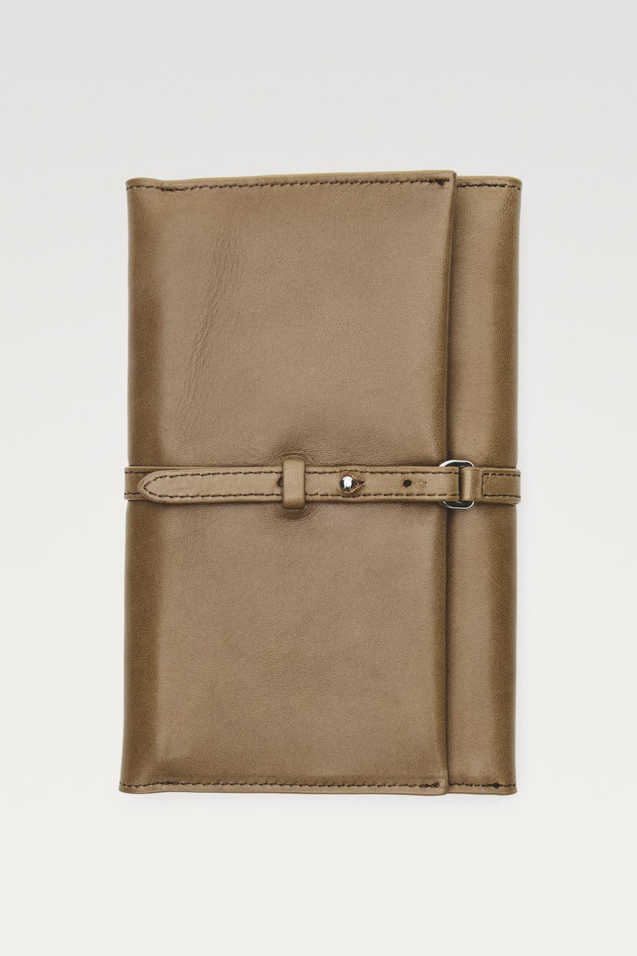 Nappa leather jewelry case — Black gold