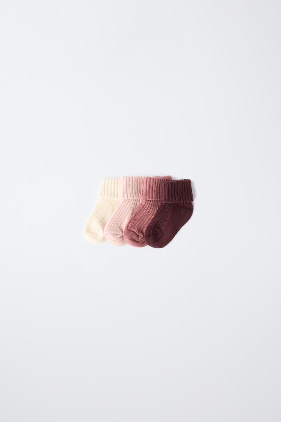 PACK CUATRO CALCETINES COLORES CAJITA - Rosado de Zara - Imagen 0