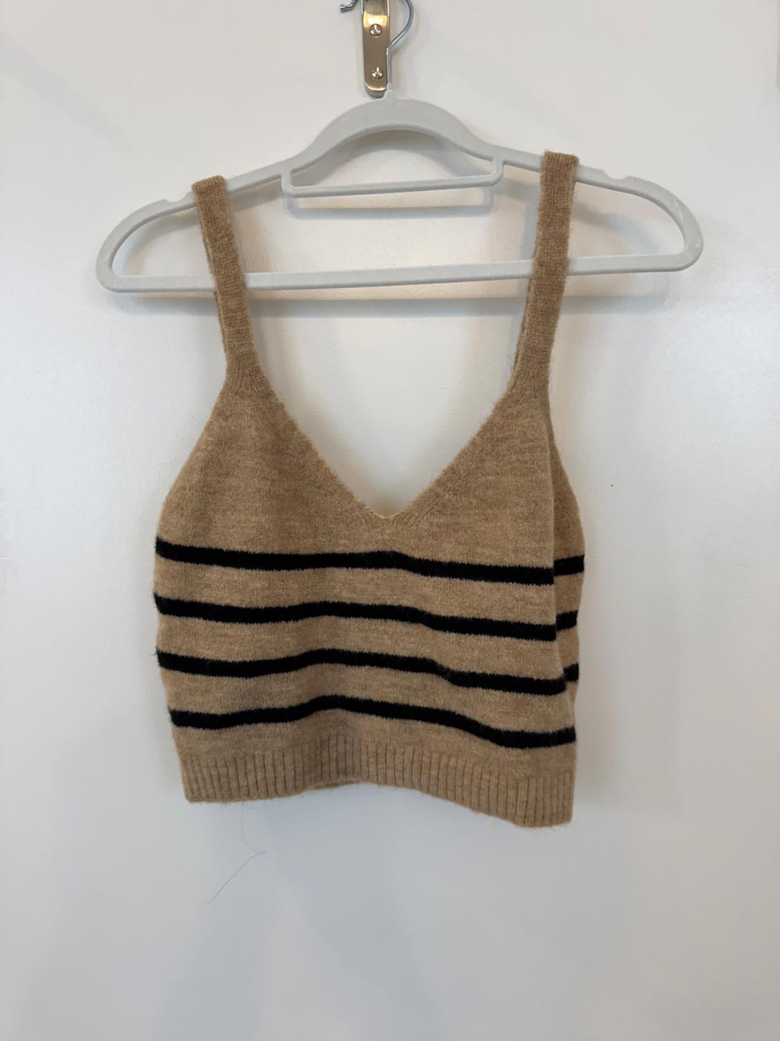 STRIPED KNIT TOP