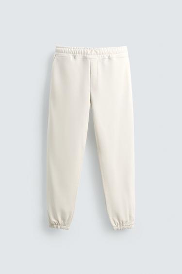 {navn} - {farge} for Zara