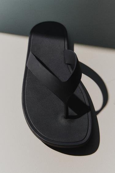 SANDALE DE BAIN CAOUTCHOUTÉE - Bleu marine de Zara