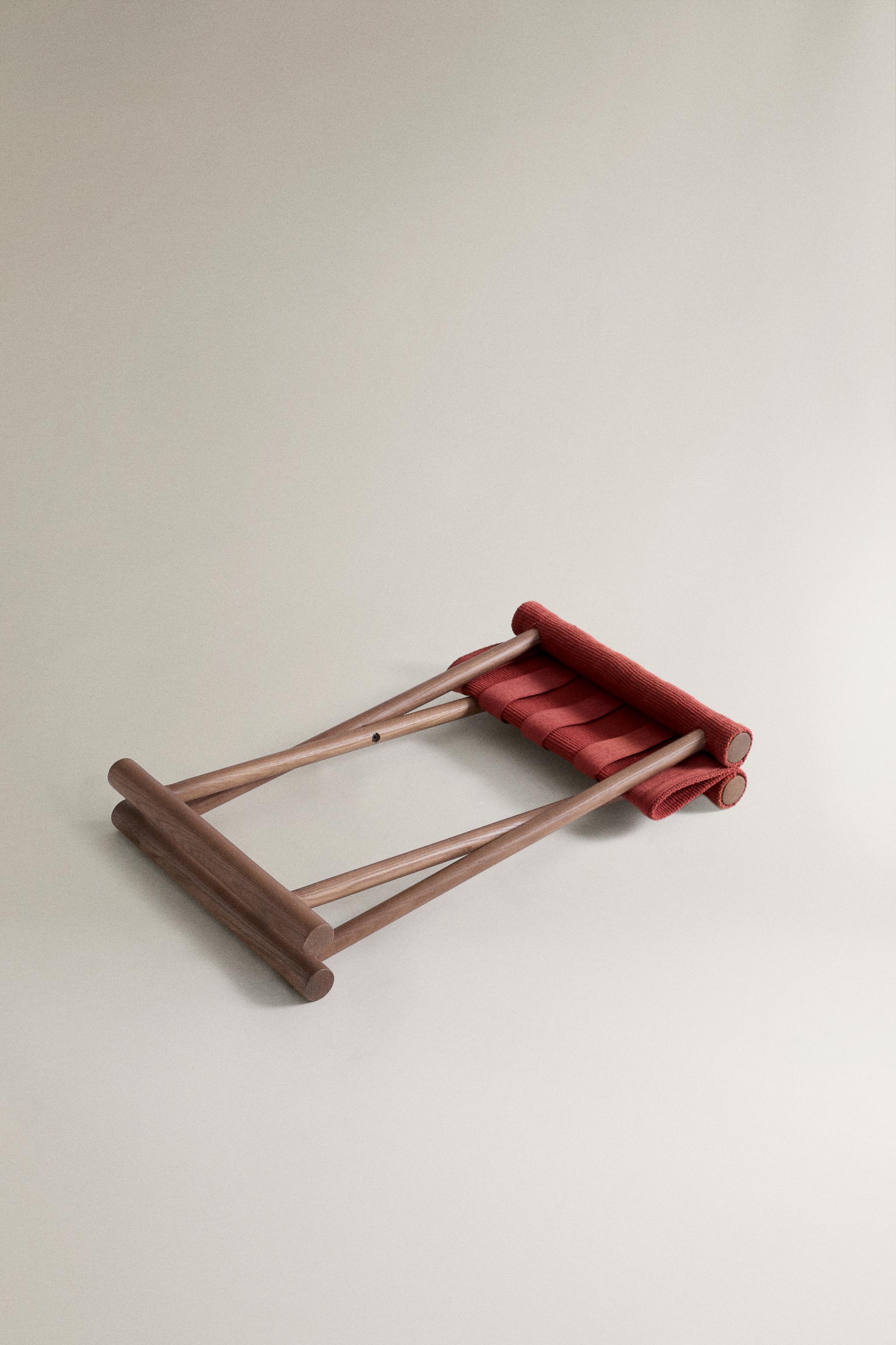 FOLDING ASH WOOD AND COTTON STOOL - Reddish | ZARA United States