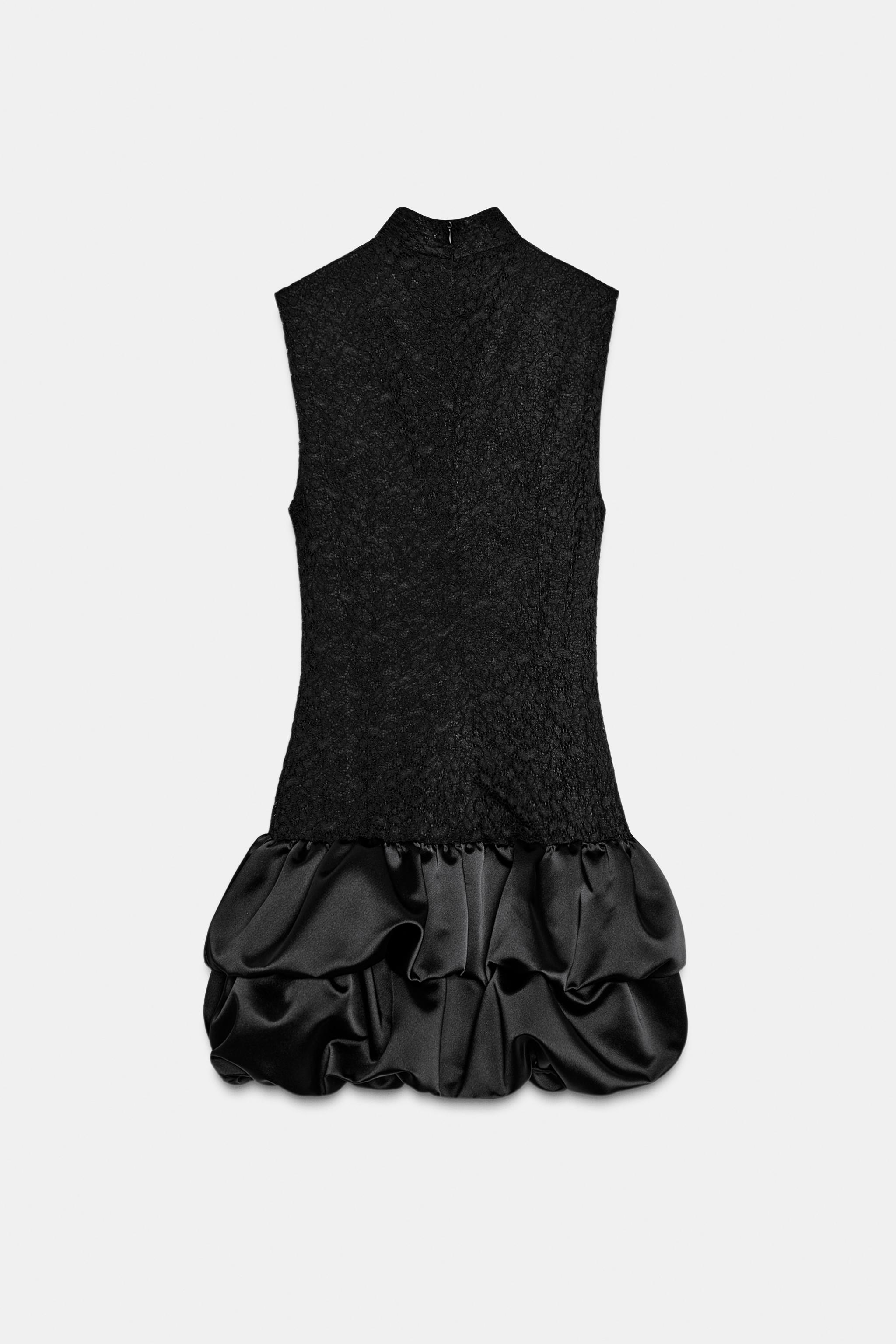 ROBE COURTE EN MATIÈRES VARIÉES ET DENTELLE