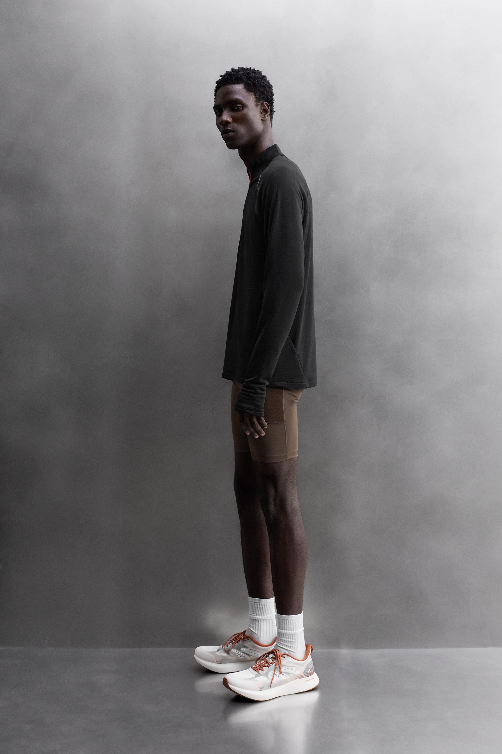 POLARTEC © QUARTER-ZIP SWEATSHIRT